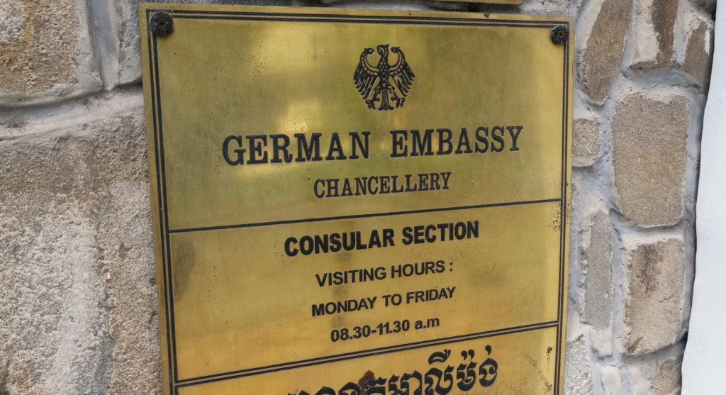 Deutsche Botschaft Phnom Penh Schild